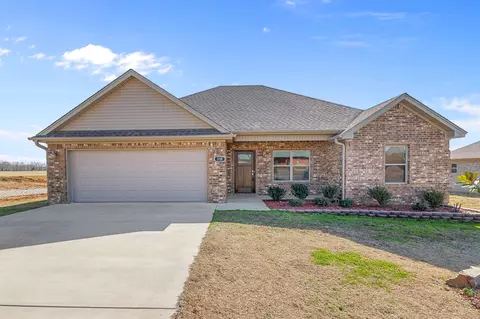 Exterior - 135 Lloyd Henderson Rd, Beebe, AR 72012 photo 5 of 7