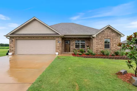 Exterior - 135 Lloyd Henderson Rd, Beebe, AR 72012 photo 1 of 7
