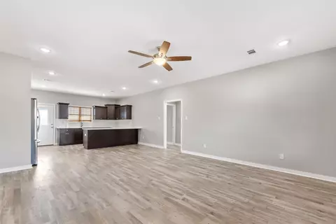 Living - 135 Lloyd Henderson Rd, Beebe, AR 72012 photo 1 of 3