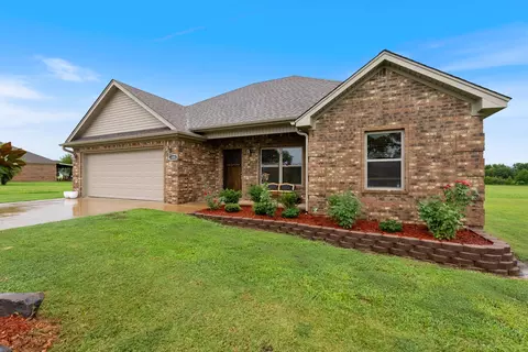 Exterior - 135 Lloyd Henderson Rd, Beebe, AR 72012 photo 2 of 7