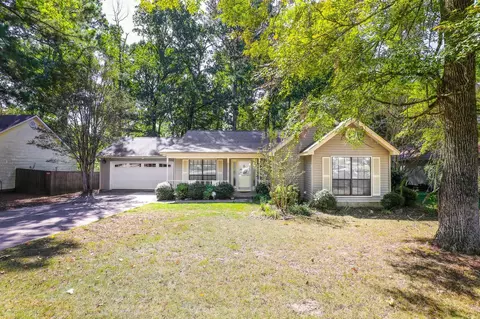 Exterior - 2605 Eagle Run Dr, Benton, AR 72015 photo 2 of 13