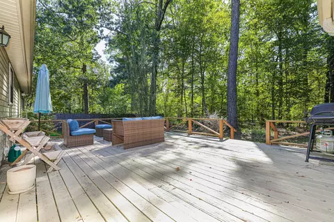Exterior - 2605 Eagle Run Dr, Benton, AR 72015 photo 6 of 13