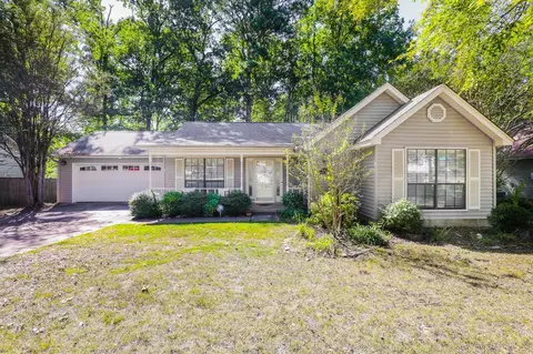 Exterior - 2605 Eagle Run Dr, Benton, AR 72015 photo 1 of 13