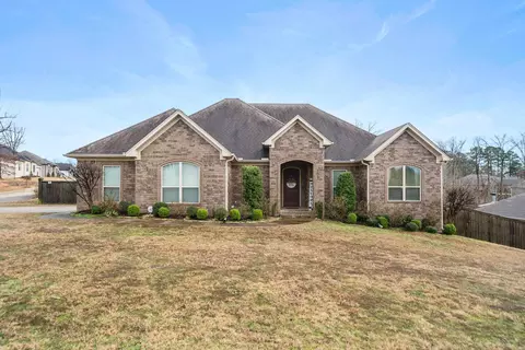 15111 Angus Ct, Little Rock, AR 72210