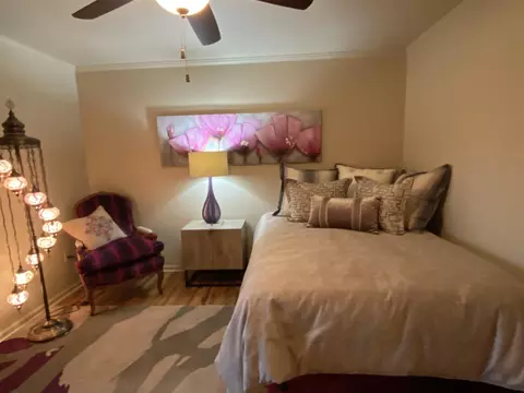 Bedroom - 23 Timberlane Dr, Mount Ida, AR 71957 photo 4 of 7