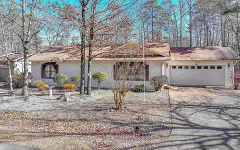 6 Soga Pl, Hot Springs Village, AR 71909