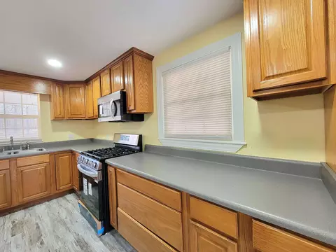Kitchen - 10631 Glendale, Pine Bluff, AR 71603 photo 4 of 5