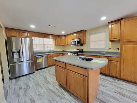 Kitchen - 10631 Glendale, Pine Bluff, AR 71603 photo 5 of 5