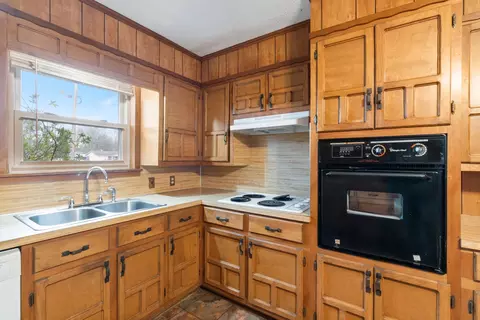 902 W College St, Beebe, AR 72012 photo 9