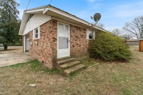 902 W College St, Beebe, AR 72012 photo 33