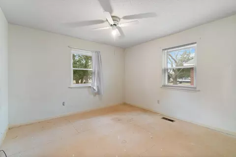 902 W College St, Beebe, AR 72012 photo 26