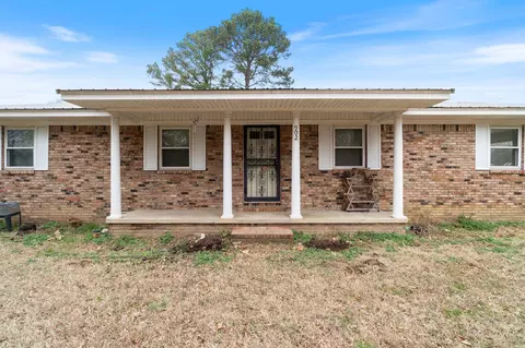 902 W College St, Beebe, AR 72012 photo 2
