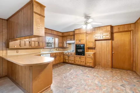 902 W College St, Beebe, AR 72012 photo 8