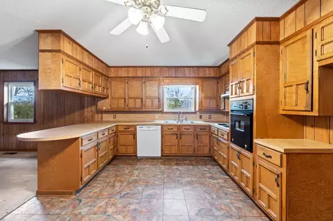 902 W College St, Beebe, AR 72012 photo 7