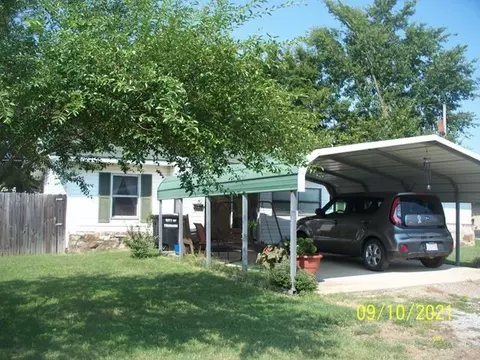 720 Sunset Dr, Trumann, AR 72472 photo 1