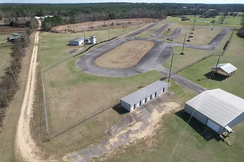 916 S Bradley 7 Rd, Warren, AR 71671
