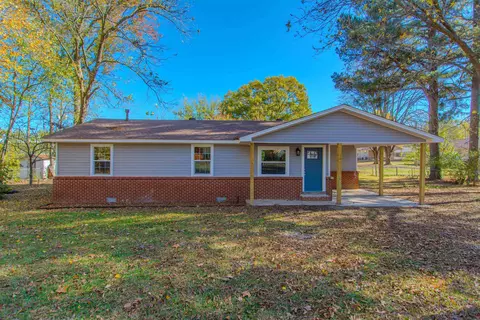 1004 N Holly, Beebe, AR 72012 photo 1