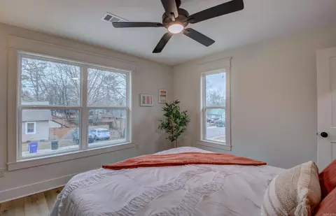 Bedroom - 2002 Weems St, Conway, AR 72034 photo 6 of 13