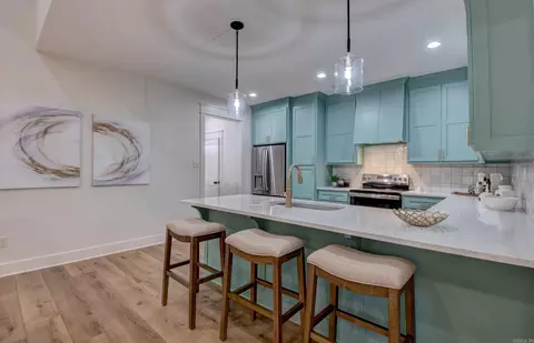 Kitchen - 2002 Weems St, Conway, AR 72034 photo 1 of 7