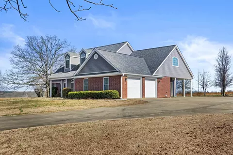 Exterior - 112 Granite Dr, Mcrae, AR 72102 photo 3 of 5