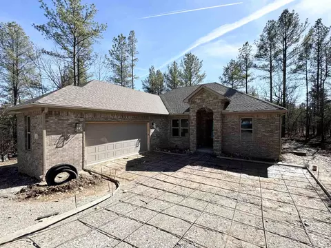14 Pillar Ln, Hot Springs Village, AR 71909