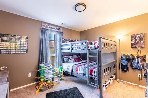 Bedroom - 815 Elkhart Loop, Bryant, AR 72022 photo 2 of 5