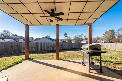 Exterior - 815 Elkhart Loop, Bryant, AR 72022 photo 2 of 6