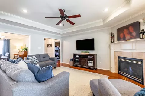 Living - 815 Elkhart Loop, Bryant, AR 72022 photo 2 of 3