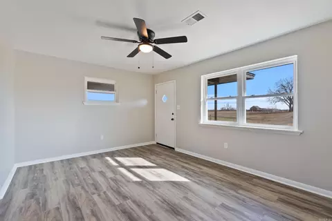 Living - 2087 Hwy 31, Beebe, AR 72012 photo 5 of 5
