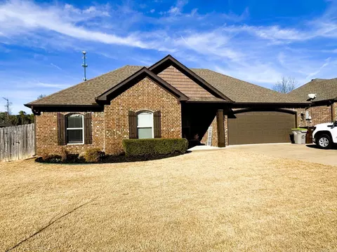 3092 Troon Dr, Benton, AR 72015 photo 1