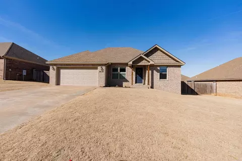 2621 Ridgewood Rd, Searcy, AR 72143