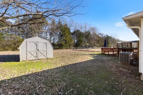 27 Carroll Ln, Conway, AR 72032 photo 3