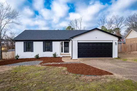 15 Old Forge Ct, Little Rock, AR 72227