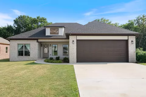 Exterior - 2 Dandelion Dr, Greenbrier, AR 72058 photo 1 of 6