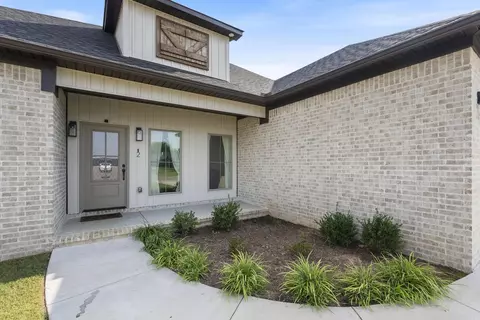 Exterior - 2 Dandelion Dr, Greenbrier, AR 72058 photo 3 of 6