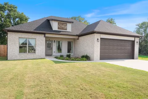 Exterior - 2 Dandelion Dr, Greenbrier, AR 72058 photo 2 of 6