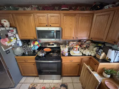 Kitchen - 22 Jay Cir, Cabot, AR 72023 photo 3 of 4