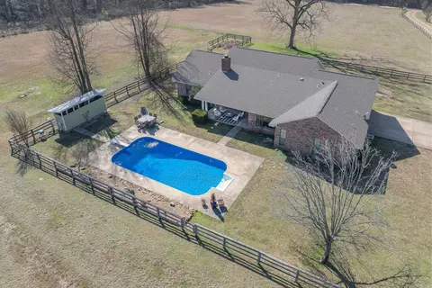 Exterior - 363 Crooked Rd, De Queen, AR 71832 photo 11 of 11