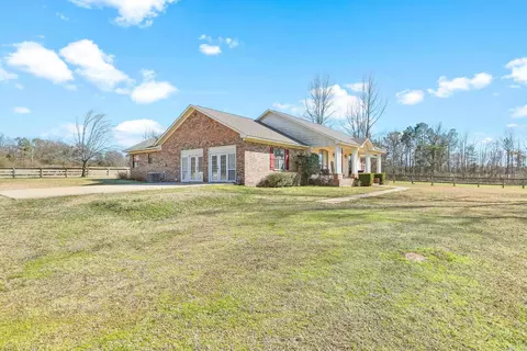 Exterior - 363 Crooked Rd, De Queen, AR 71832 photo 9 of 11