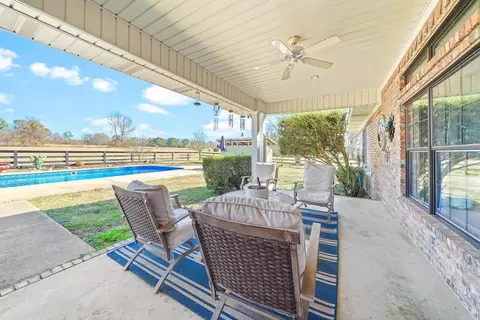 Exterior - 363 Crooked Rd, De Queen, AR 71832 photo 3 of 11