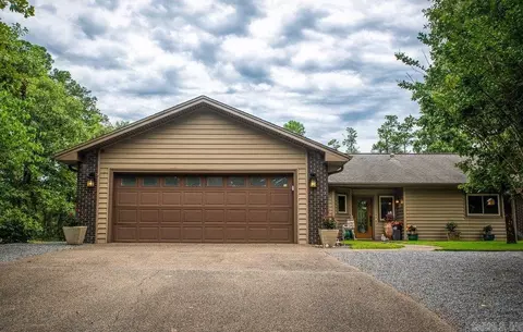 3 Capricho Cir, Hot Springs Village, AR 71909