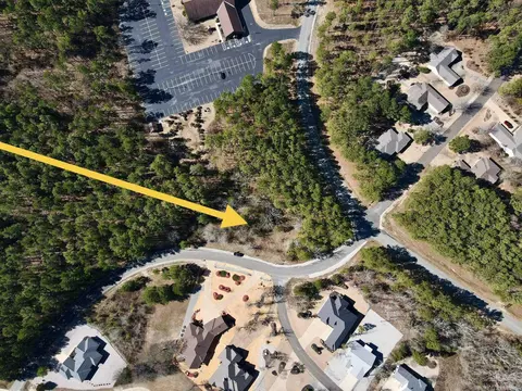 4 Manzanares Dr, Hot Springs Village, AR 71909