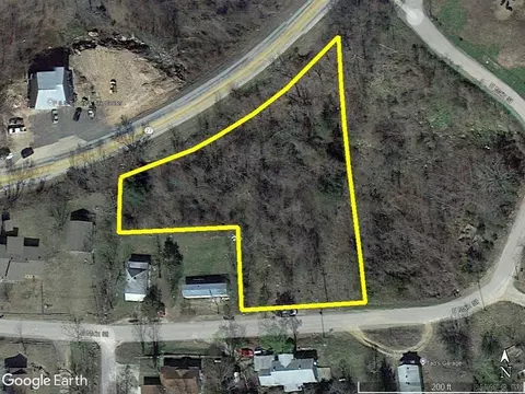 705 E Main St, Marshall, AR 72650