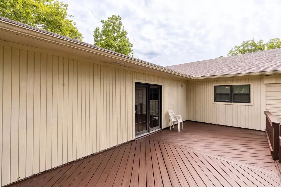 Exterior - 921 Meadow Creek Ln, Heber Springs, AR 72543 photo 3 of 12