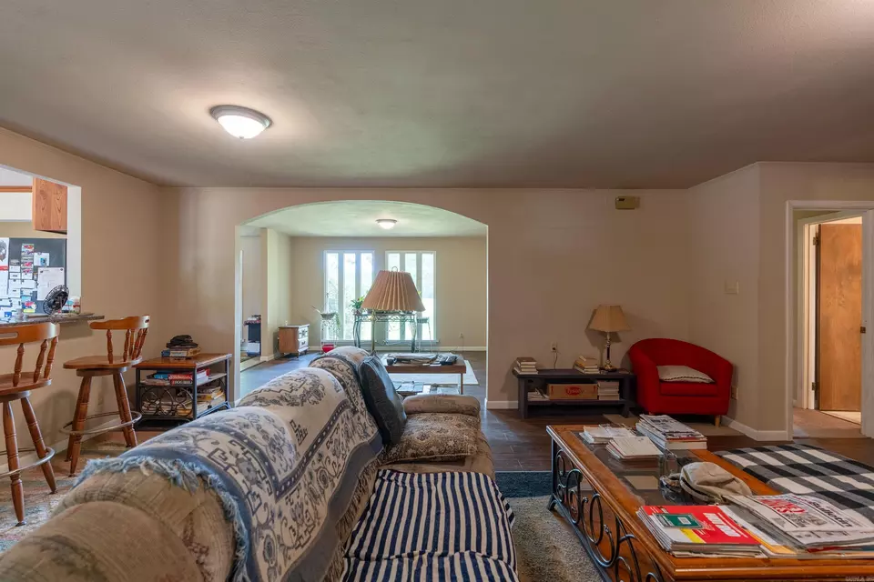 Living - 921 Meadow Creek Ln, Heber Springs, AR 72543 photo 4 of 4