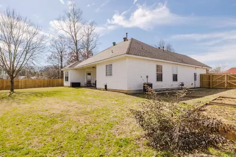 Exterior - 4414 Mandy Cir, Benton, AR 72015 photo 5 of 6