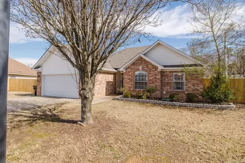 Exterior - 4414 Mandy Cir, Benton, AR 72015 photo 3 of 6
