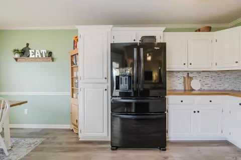 Kitchen - 4414 Mandy Cir, Benton, AR 72015 photo 2 of 2