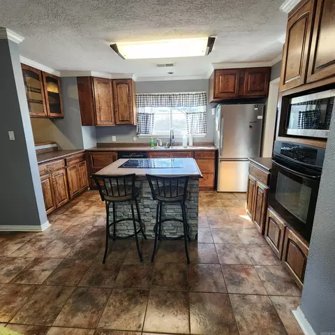 Kitchen - 148 Campground Ln, Beebe, AR 72012 photo 2 of 8