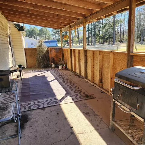 Exterior - 148 Campground Ln, Beebe, AR 72012 photo 4 of 10